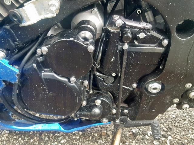 JS1GR7MA4F2100125 - 2015 SUZUKI GSX-R750 BLUE photo 7