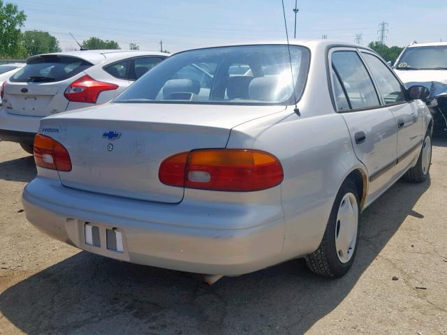 1Y1SK5482YZ436724 - 2000 CHEVROLET GEO PRIZM SILVER photo 4