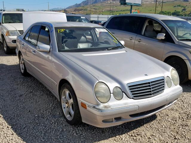 WDBJF65J82B497392 - 2002 MERCEDES-BENZ E 320 SILVER photo 1