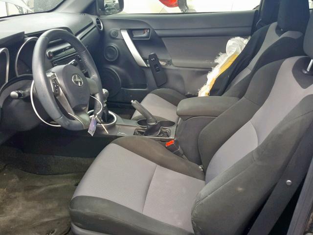 JTKJF5C73E3080661 - 2014 TOYOTA SCION TC შავი ფოტო 5