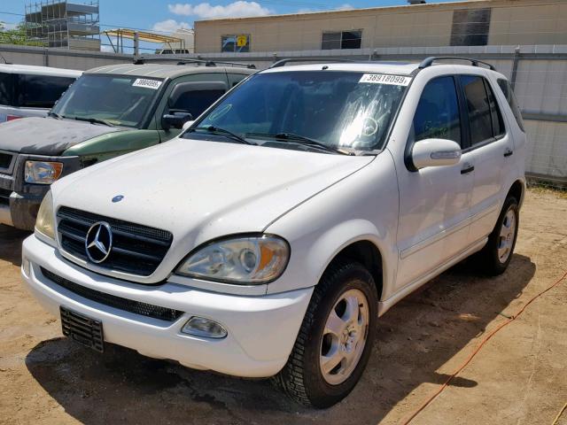 4JGAB57EX5A523777 - 2005 MERCEDES-BENZ ML 350 WHITE photo 2