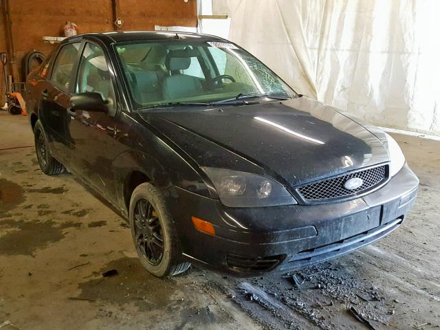 1FAFP34N75W298828 - 2005 FORD FOCUS ZX4 BLACK photo 1