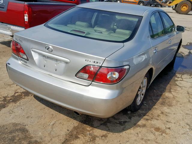 JTHBF30G925021083 - 2002 LEXUS ES 300 SILVER photo 4