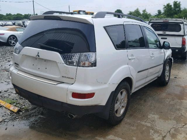 JA4AS2AW9AZ004259 - 2010 MITSUBISHI OUTLANDER WHITE photo 4