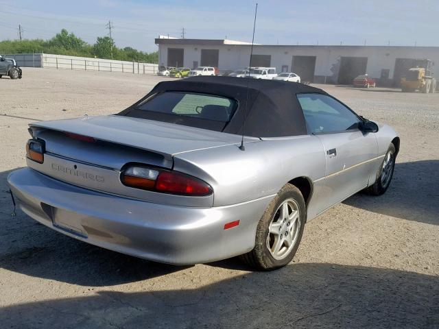 2G1FP32K9V2102451 - 1997 CHEVROLET CAMARO BAS GRAY photo 4