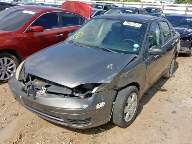 1FAFP34N97W118509 - 2007 FORD FOCUS ZX4 GRAY photo 2