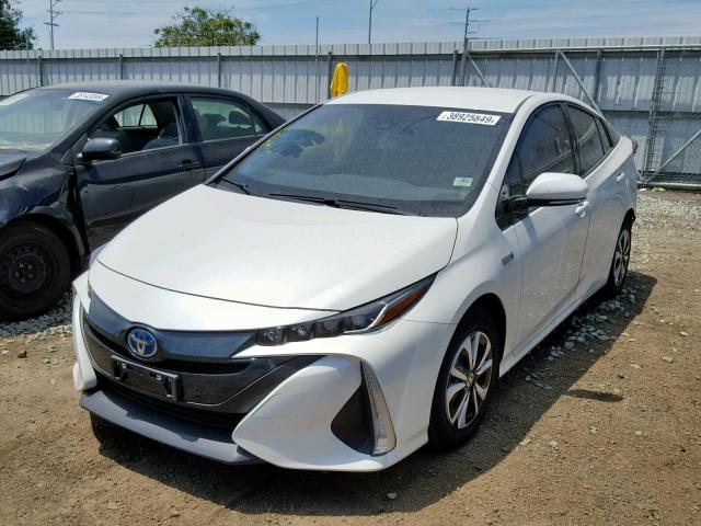 JTDKARFP4J3089389 - 2018 TOYOTA PRIUS PRIM 白色 照片 2