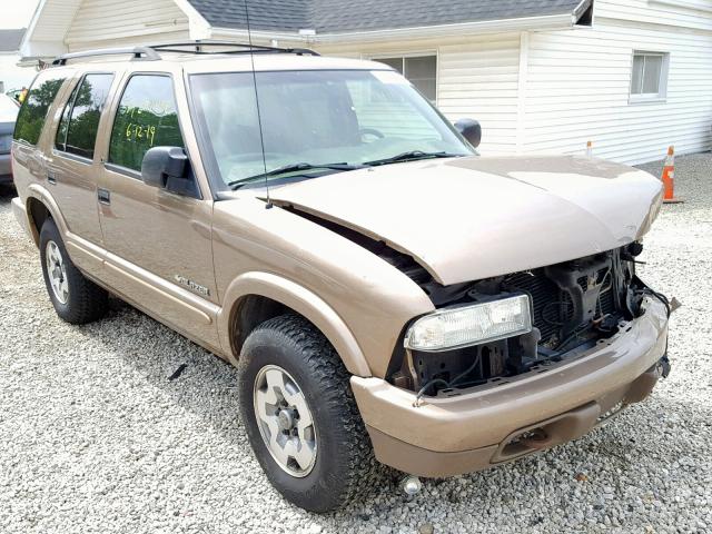 1GNDT13WX2K234417 - 2002 CHEVROLET BLAZER GOLD photo 1