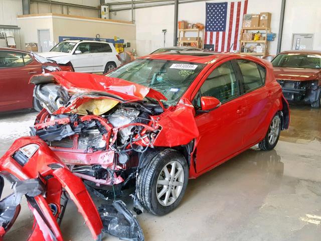 JTDKDTB38D1036346 - 2013 TOYOTA PRIUS C RED photo 2