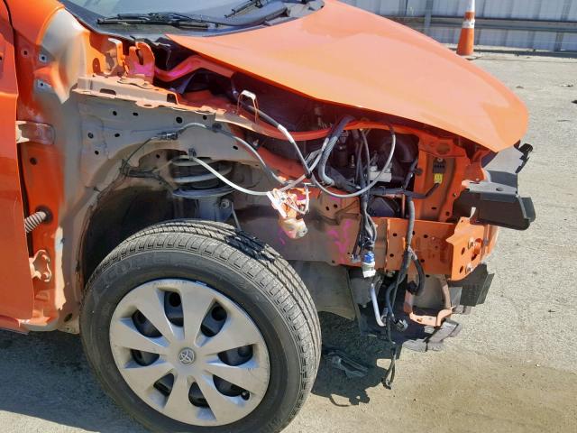 JTDKDTB35E1079656 - 2014 TOYOTA PRIUS C ORANGE photo 9