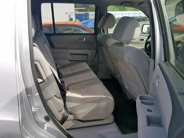 5FNYF4H27DB076840 - 2013 HONDA PILOT LX SILVER photo 6