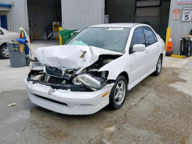 JA3AJ86E02U043489 - 2002 MITSUBISHI LANCER OZ WHITE photo 2