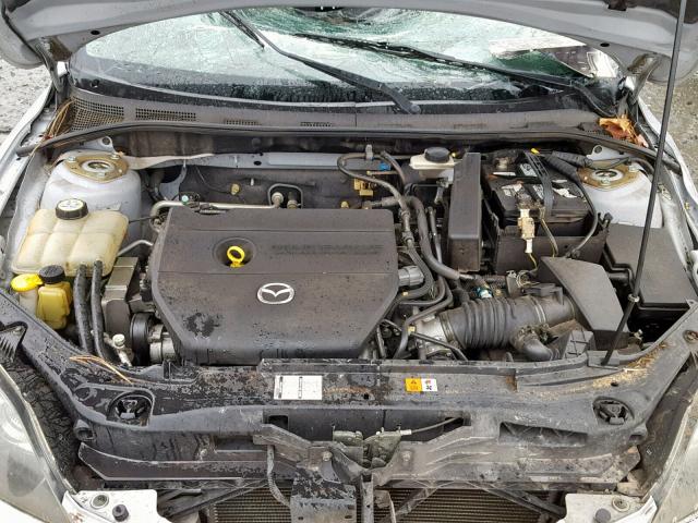 JM1BK343361410898 - 2006 MAZDA 3 HATCHBAC SILVER photo 7