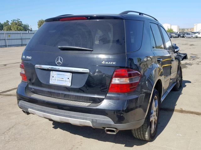 4JGBB86E48A395483 - 2008 MERCEDES-BENZ ML 350 BLACK photo 4