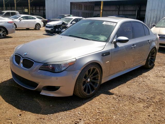 WBSNB93586B584360 - 2006 BMW M5 GRAY photo 2