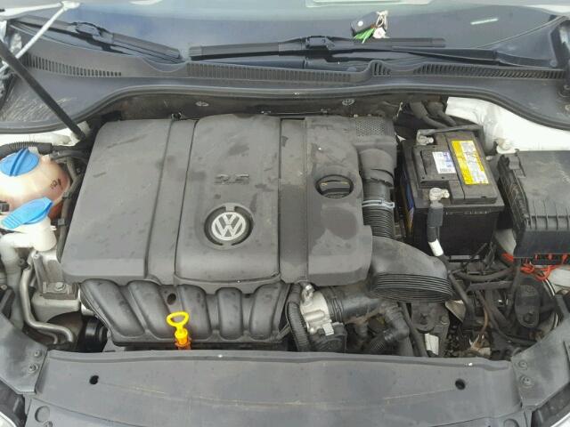 WVWDB7AJ7DW126886 - 2013 VOLKSWAGEN GOLF 白色 照片 7