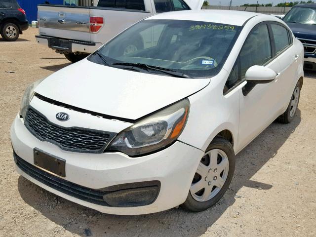 KNADM4A37D6174475 - 2013 KIA RIO LX WHITE photo 2