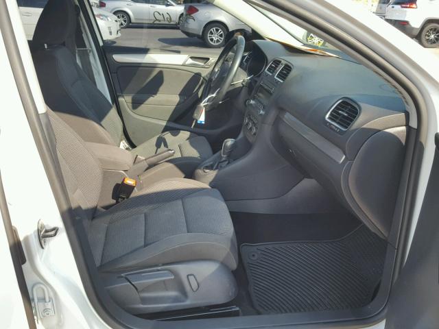WVWDB7AJ0DW042974 - 2013 VOLKSWAGEN GOLF 白色 照片 5