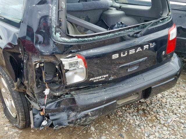 JF1SF65621H723560 - 2001 SUBARU FORESTER S შავი ფოტო 9