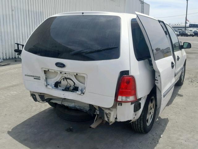 2FTZA54626BA08494 - 2006 FORD FREESTAR WHITE photo 4