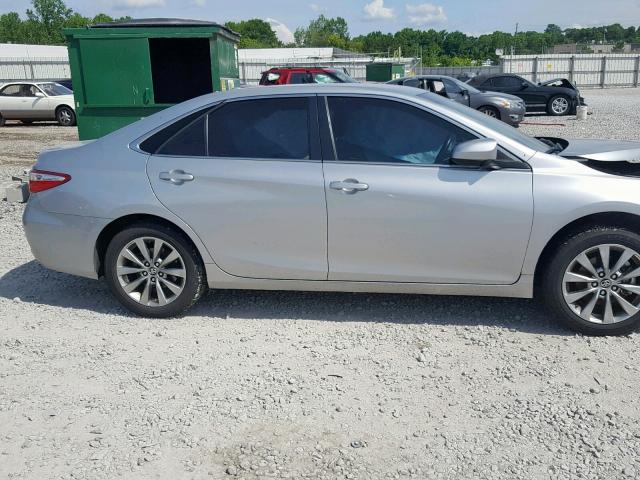 4T4BF1FK0GR557422 - 2016 TOYOTA CAMRY LE SILVER photo 10