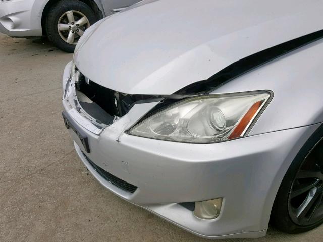 JTHBK262175049632 - 2007 LEXUS IS 250 SILVER photo 9