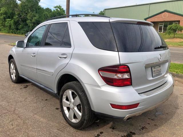 4JGBB86E69A504270 - 2009 MERCEDES-BENZ ML 350 SILVER photo 4