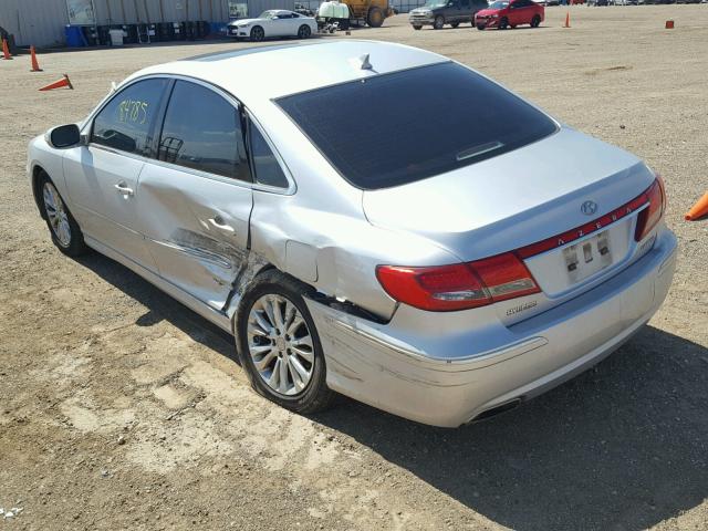 KMHFC4DF7BA552935 - 2011 HYUNDAI AZERA GLS SILVER photo 3