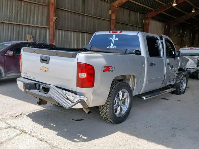 3GCRKSE3XAG261665 - 2010 CHEVROLET SILVERADO SILVER photo 4