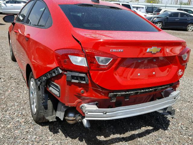 1G1BC5SM5H7225572 - 2017 CHEVROLET CRUZE LS RED photo 9
