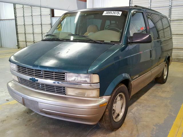 1GNDM19W2VB183813 - 1997 CHEVROLET ASTRO GREEN photo 2