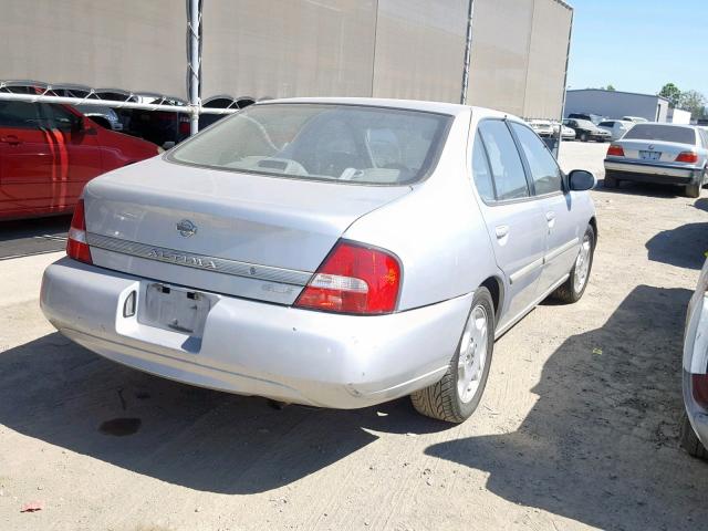 1N4DL01A4YC125678 - 2000 NISSAN ALTIMA XE SILVER photo 4