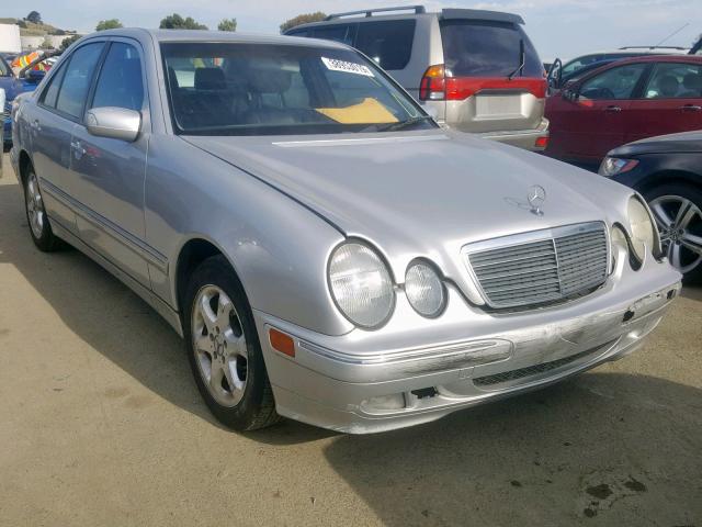 WDBJF65J52B399579 - 2002 MERCEDES-BENZ E 320 SILVER photo 1