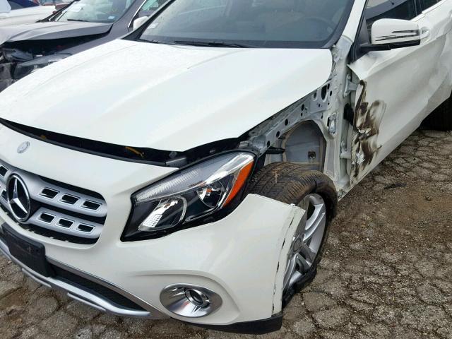 WDCTG4GB7JJ373114 - 2018 MERCEDES-BENZ GLA 250 4M WHITE photo 9