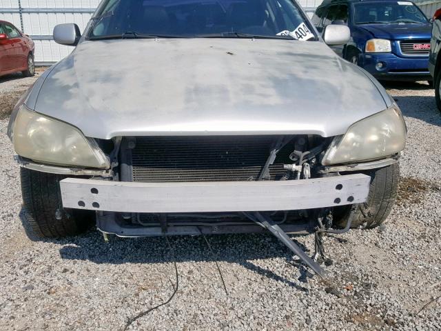 JTHBD192440084352 - 2004 LEXUS IS 300 SILVER photo 9