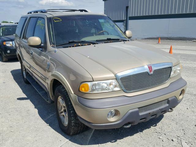 5LMPU28L8WLJ29388 - 1998 LINCOLN NAVIGATOR GOLD photo 1