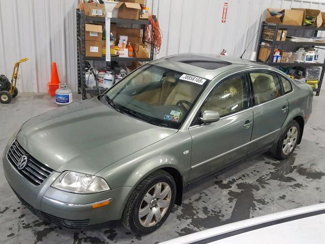 WVWRH63B23E304664 - 2003 VOLKSWAGEN PASSAT GLX GREEN photo 2