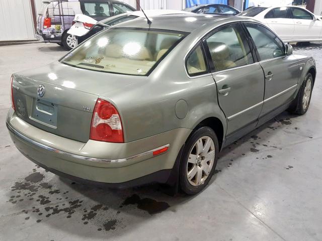 WVWRH63B23E304664 - 2003 VOLKSWAGEN PASSAT GLX GREEN photo 4