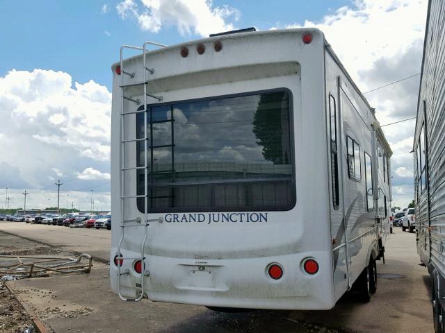 47CFCGU21BC659713 - 2011 GRAN M357RL WHITE photo 4