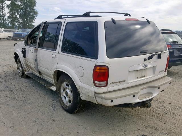 1FMZU85P0YZA15990 - 2000 FORD EXPLORER L WHITE photo 3