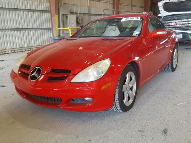 WDBWK54F76F108183 - 2006 MERCEDES-BENZ SLK 280 RED photo 2