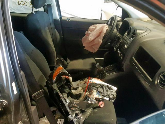 1J4NT1FA6BD208683 - 2011 JEEP COMPASS SP ნაცრისფერი ფოტო 5