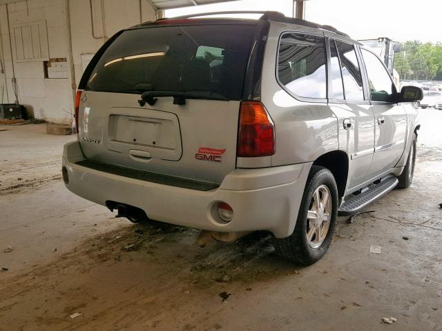 1GKDT13S872118263 - 2007 GMC ENVOY SILVER photo 4