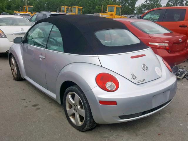 3VWSF31Y56M334010 - 2006 VOLKSWAGEN NEW BEETLE Gümüş foto 3