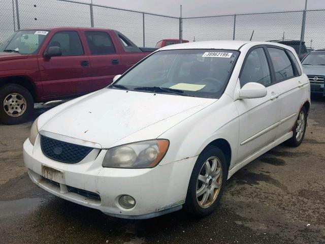 KNAFE161655074743 - 2005 KIA SPECTRA5 WHITE photo 2