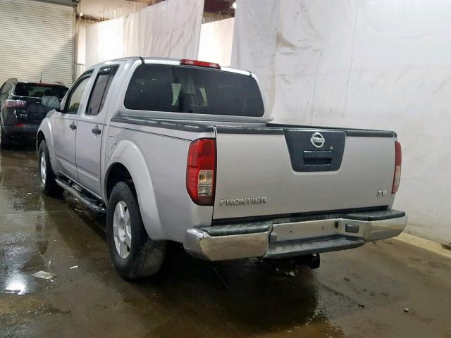 1N6AD07U16C470785 - 2006 NISSAN FRONTIER C GRAY photo 3