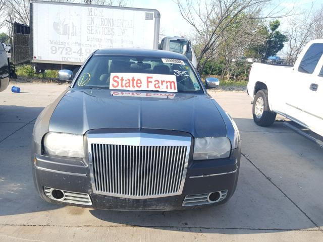 2C3JA63H95H582385 - 2005 CHRYSLER 300C GRAY photo 9