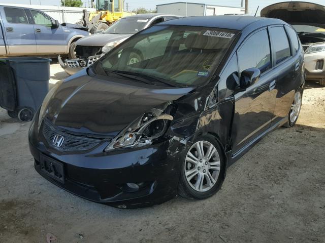 JHMGE8H45AS016849 - 2010 HONDA FIT SPORT BLACK photo 2