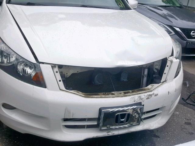 1HGCP36838A020127 - 2008 HONDA ACCORD EXL WHITE photo 9