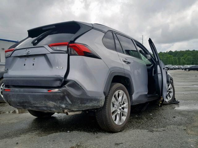 JTMC1RFVXKD018695 - 2019 TOYOTA RAV4 XLE P SILVER photo 4